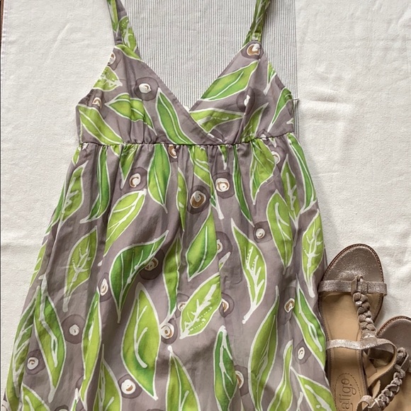 VINCE Size 4 Green Leaf Print Gray Sundress - Picture 5 of 16